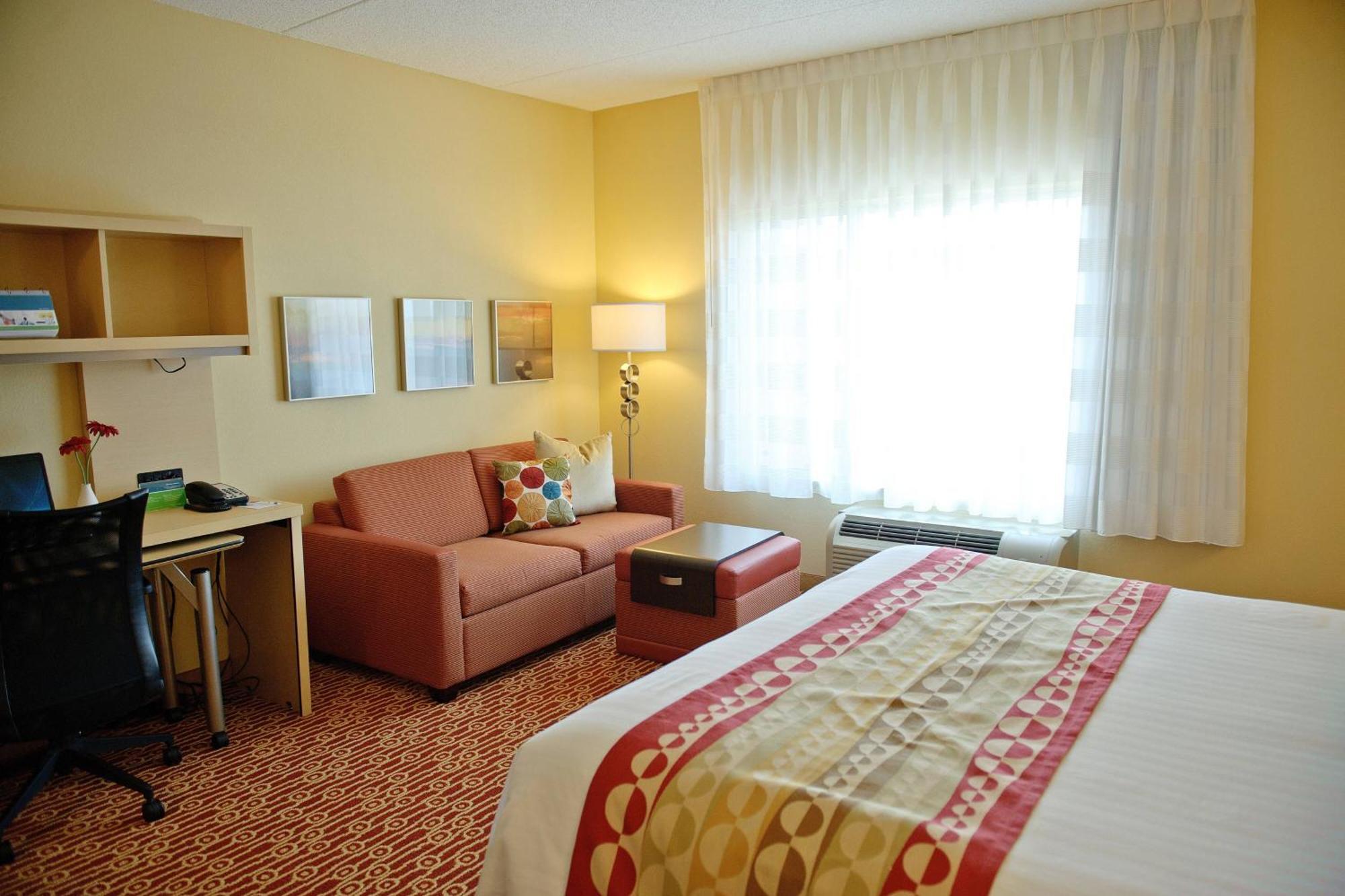 Towneplace Suites By Marriott Charlotte Mooresville Exterior photo
