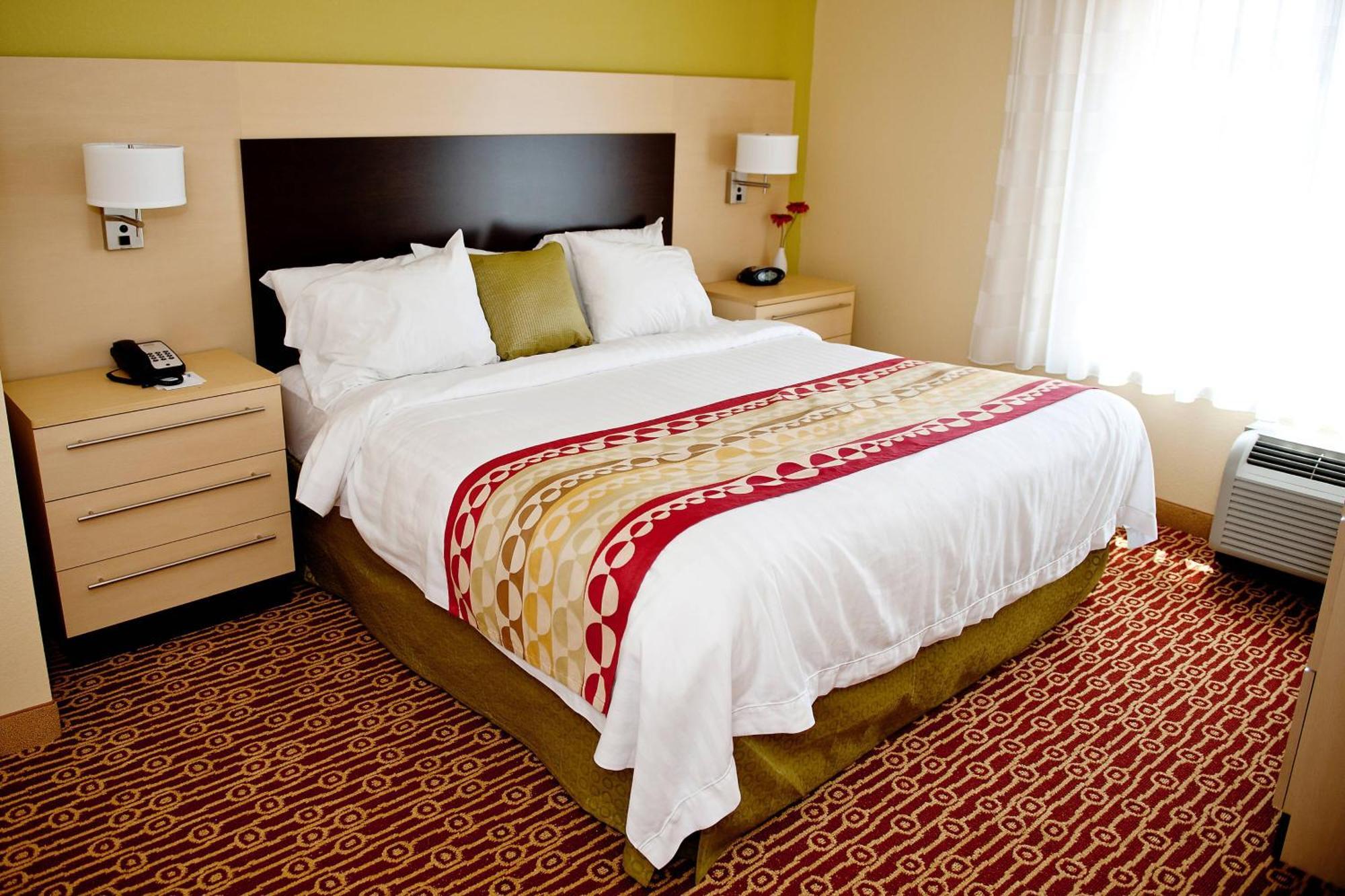 Towneplace Suites By Marriott Charlotte Mooresville Exterior photo