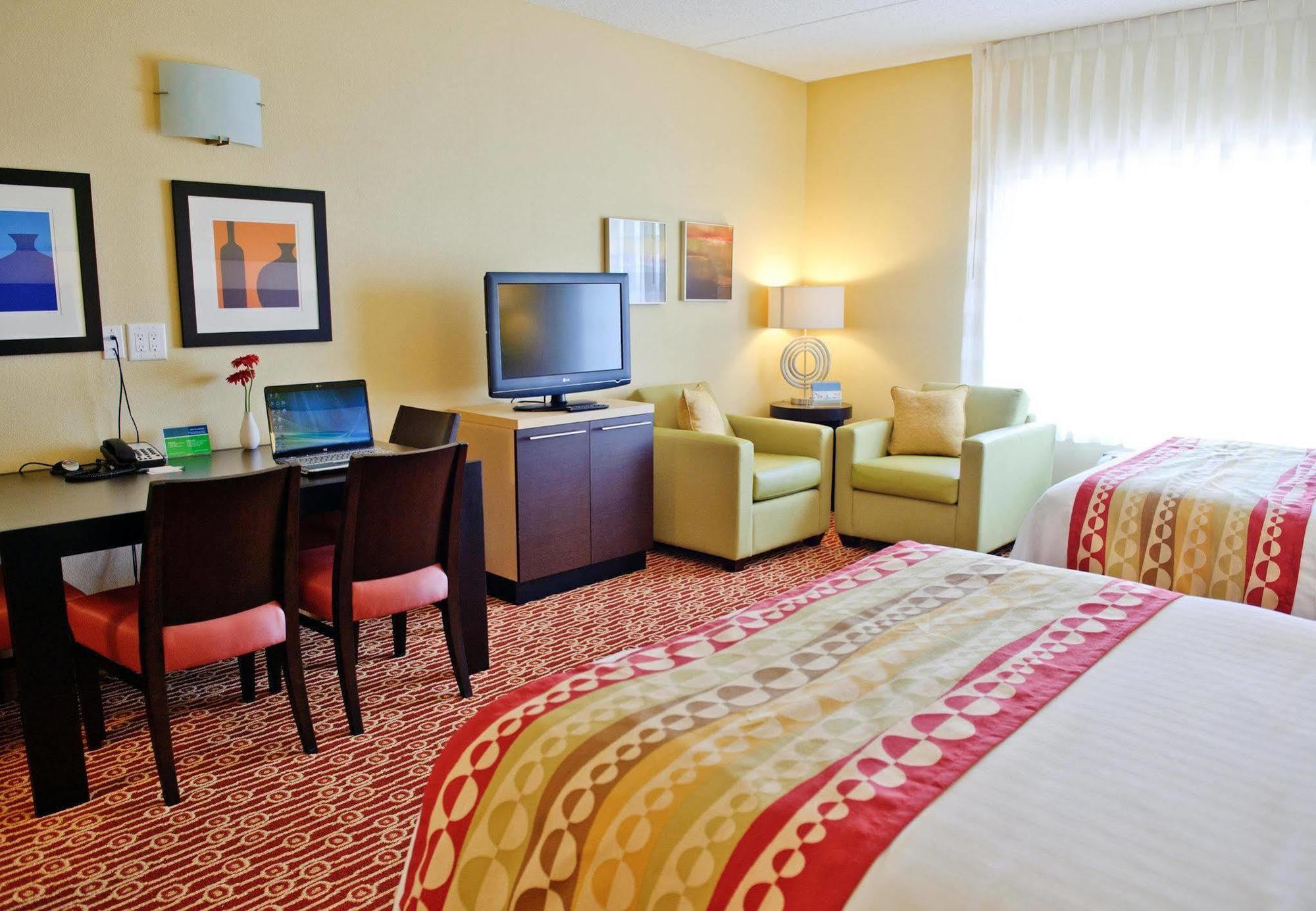 Towneplace Suites By Marriott Charlotte Mooresville Room photo